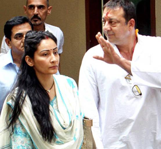 चर्चा में एल पचीनो का ब्रेकअप, लेकिन सारे बंधनों को तोड़ सफल हैं ये बॉलीवुड कपल