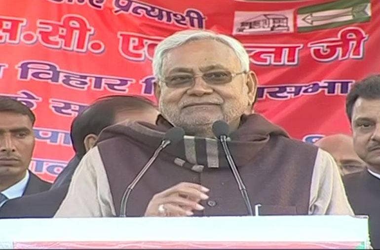 बीजेपी ने उतार दी नेताओं की फौज, तस्वीरों में देखें दिल्ली के चुनावी रंग