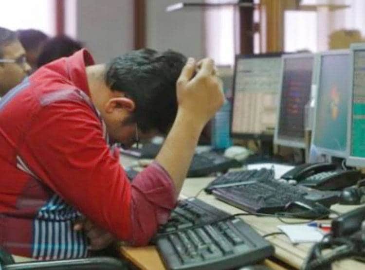 शेयर बाजार: निवेशकों को 5 मिनट में 5 लाख करोड़ की चपत!