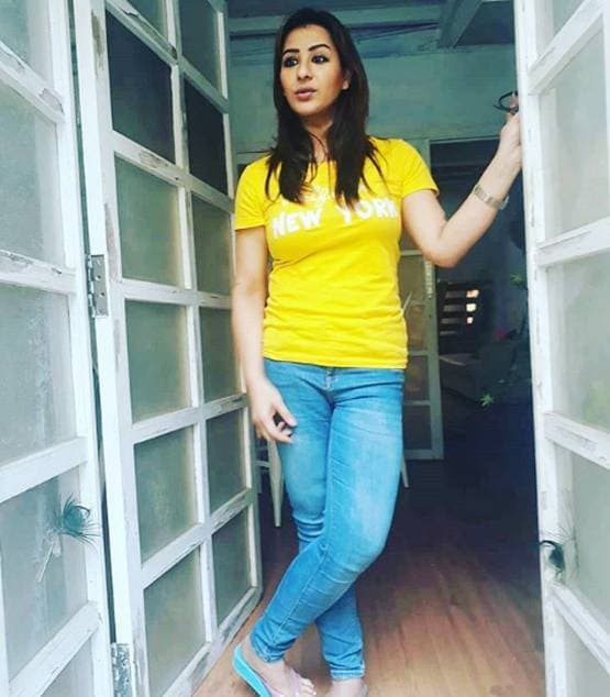 BB13: शिल्पा शिंदे ने किया सिद्धार्थ संग अफेयर का खुलासा, लगाए आरोप