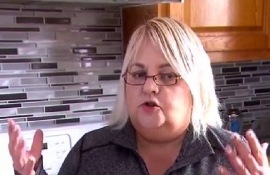 बाजार से शिमला मिर्च खरीदकर लाया कपल, जैसे ही काटा ये जीव