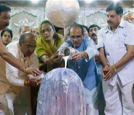 मोदी-राहुल से योगी-तेज प्रताप तक...जब शिवभक्ति में दिखे सियासतदां