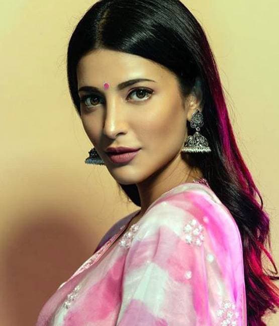 प्‍लास्‍ट‍िक सर्जरी पर बोलीं श्रुति हसन- मेरा चेहरा है जो चाहे करूं