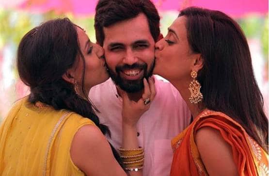 फैमिली वेडिंग में बेटी संग एन्जॉय करती दिखीं श्वेता तिवारी, देखें PHOTOS