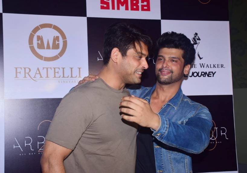 TV एक्टर कुशाल टंडन ने खोला रेस्टोरेंट, पहुंचे सोहेल खान-सिद्धार्थ शुक्ला