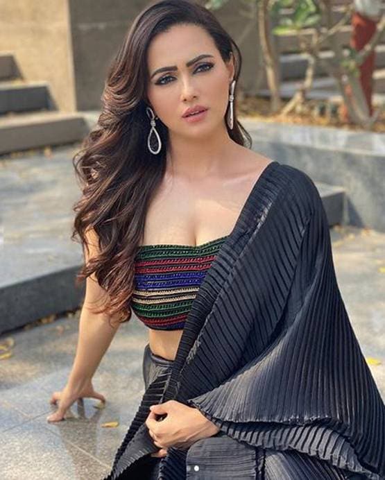 सना का बॉयफ्रेंड पर शॉकिंग आरोप, लड़कियों से लेता था पैसे, बनाए कई रिश्ते