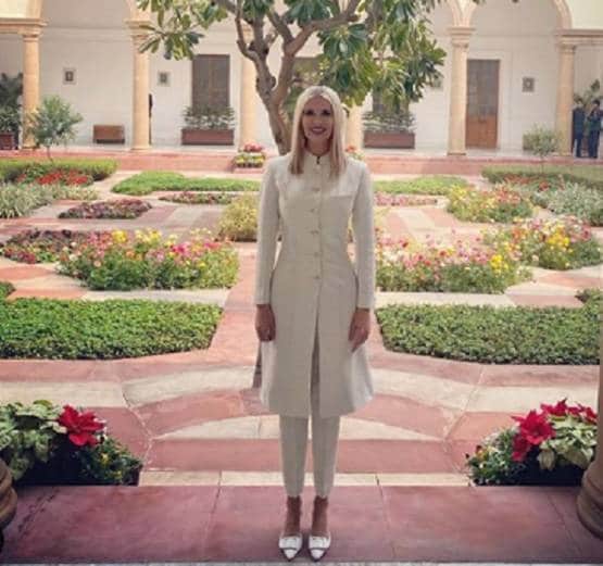 US पहुंच इवांका ने शेयर की तस्वीर, लोगों ने पकड़ी 'गलती'