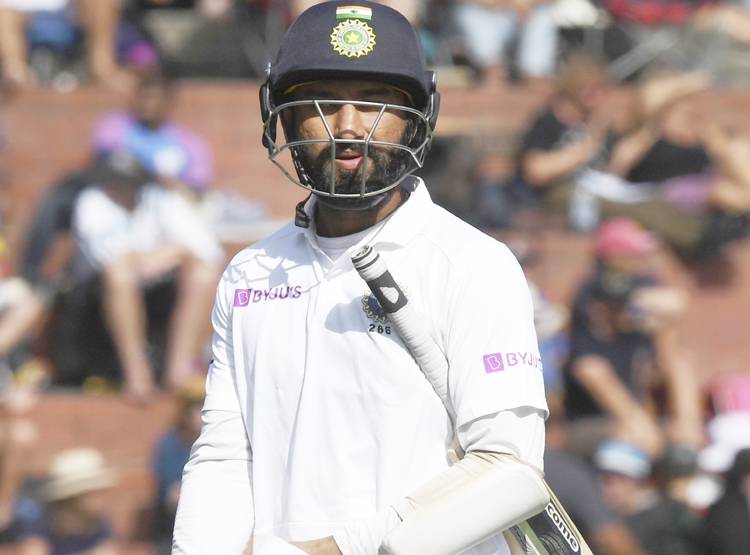 कोहली को पसंद नहीं पुजारा की पारी? कहा- डिफेंस नहीं हमले की जरूरत