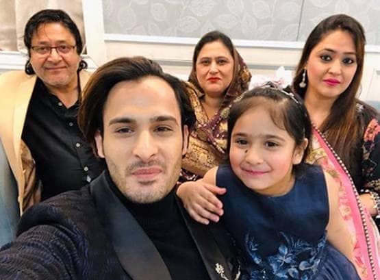 बिग बॉस फिनाले के लिए तैयार आसिम की फैमिली, क्या मिलेगी ट्रॉफी?