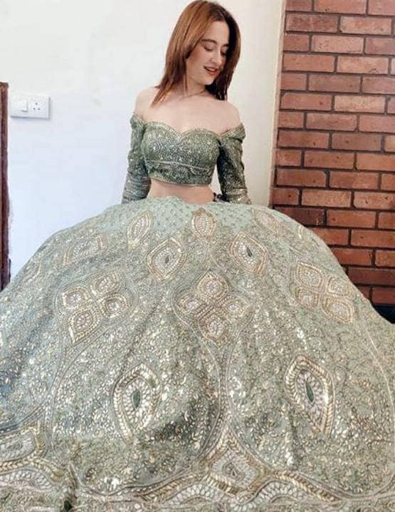 संजीदा शेख ने लहंगे में शेयर की फोटो, लोग बोले- प्रिंसेस लग रही हो