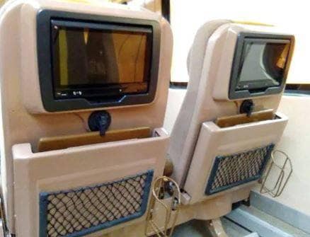 16 फरवरी से चलेगी तीसरी तेजस ट्रेन, नाम होगा काशी महाकाल एक्सप्रेस