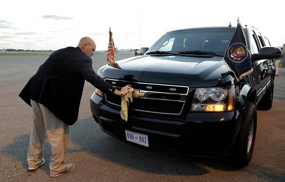 बंकर जैसी है डोनाल्ड ट्रंप की कार, गोली चले या बम, सब बेअसर