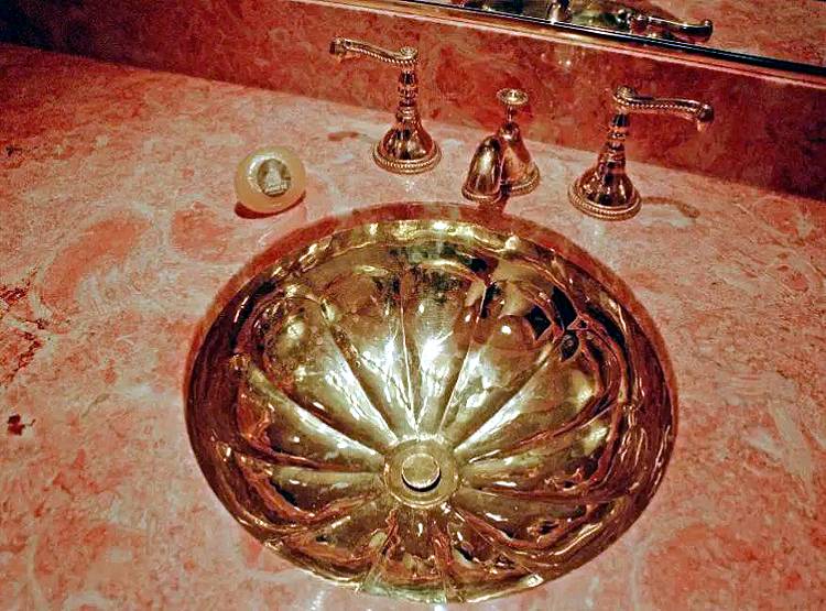 कभी 'ताजमहल' के मालिक थे डोनाल्ड ट्रंप, दिवालिया हो गए तो...