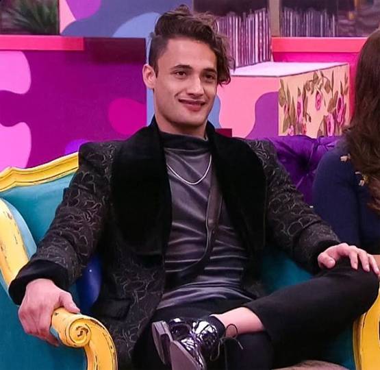 बिग बॉस फिनाले के लिए तैयार आसिम की फैमिली, क्या मिलेगी ट्रॉफी?