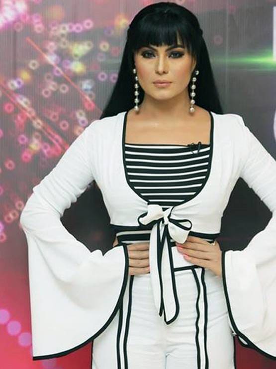 न्यूड फोटोशूट से लीक MMS तक, कंट्रोवर्सी क्वीन है ये पाकिस्तानी ब्यूटी क्वीन