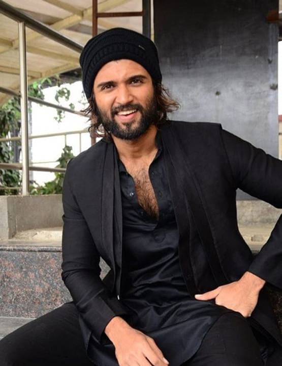 देर रात साउथ स्टार संग नजर आईं अनन्या पांडे, क्या है माजरा?