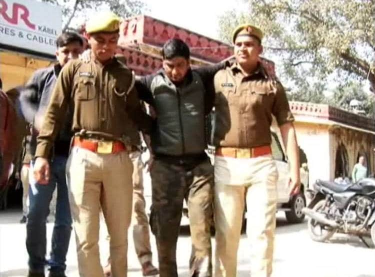 'स्पेशल 26' स्टाइल में रॉ अफसर बने बदमाश, किया ये कांड