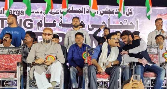 '15 करोड़ 100 करोड़ पर भारी' बोलकर विवादों में घिरे पठान, जानें- कौन हैं ये