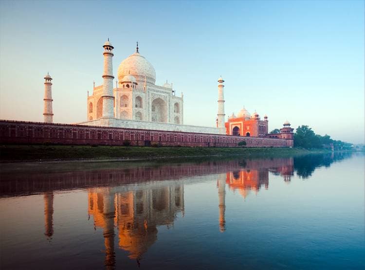 डोनाल्ड ट्रंप को बदबू न आए इसलिए यमुना में मिला रहे गंगा का पानी