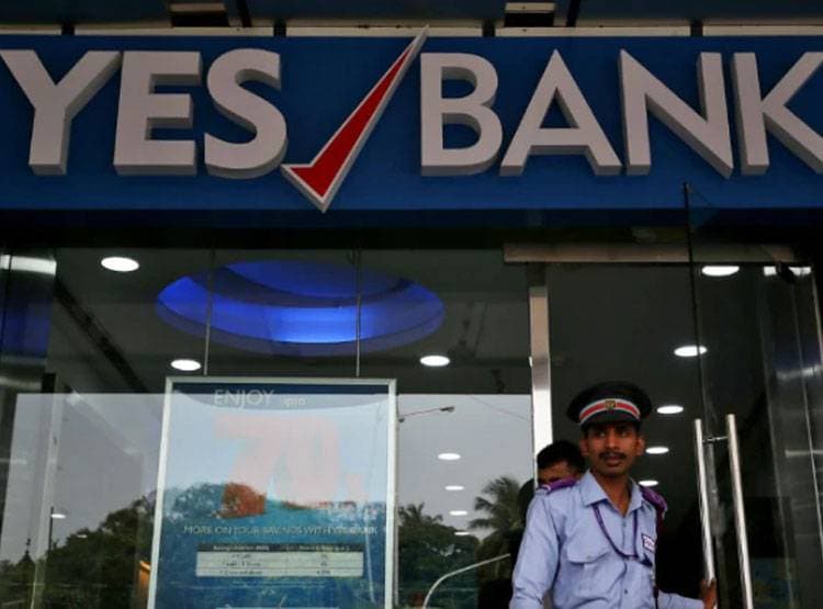 डूबते Yes Bank को एक और झटका, 27 मार्च से होने जा रहा ये बदलाव