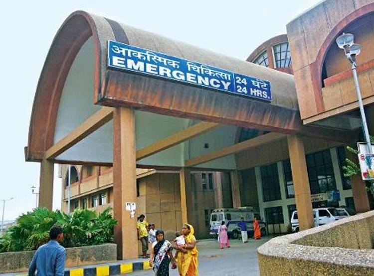 शादी में पहुंचा प्रेमी, जयमाला होते ही प्रेमिका को जड़ा थप्पड़, वीडियो वायरल