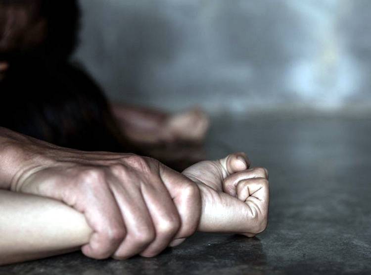 अपहरण कर 9 महीने तक रेप, गर्भवती हुई तो मांगी इच्छा मृत्यु
