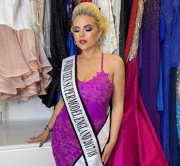 कभी मोटी-बदसूरत कहकर चिढ़ाते थे लोग, अब केवल फोटो से कमाती है 9 लाख