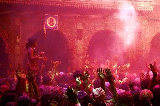 होलिका दहन कल: यहां जानें पूजा करने की सही विधि