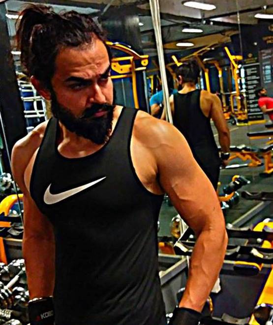 देसी स्वैग, कूल एटिट्यूड, हरियाणा के इस जाट मुंडे ने चुराया सपना का दिल?