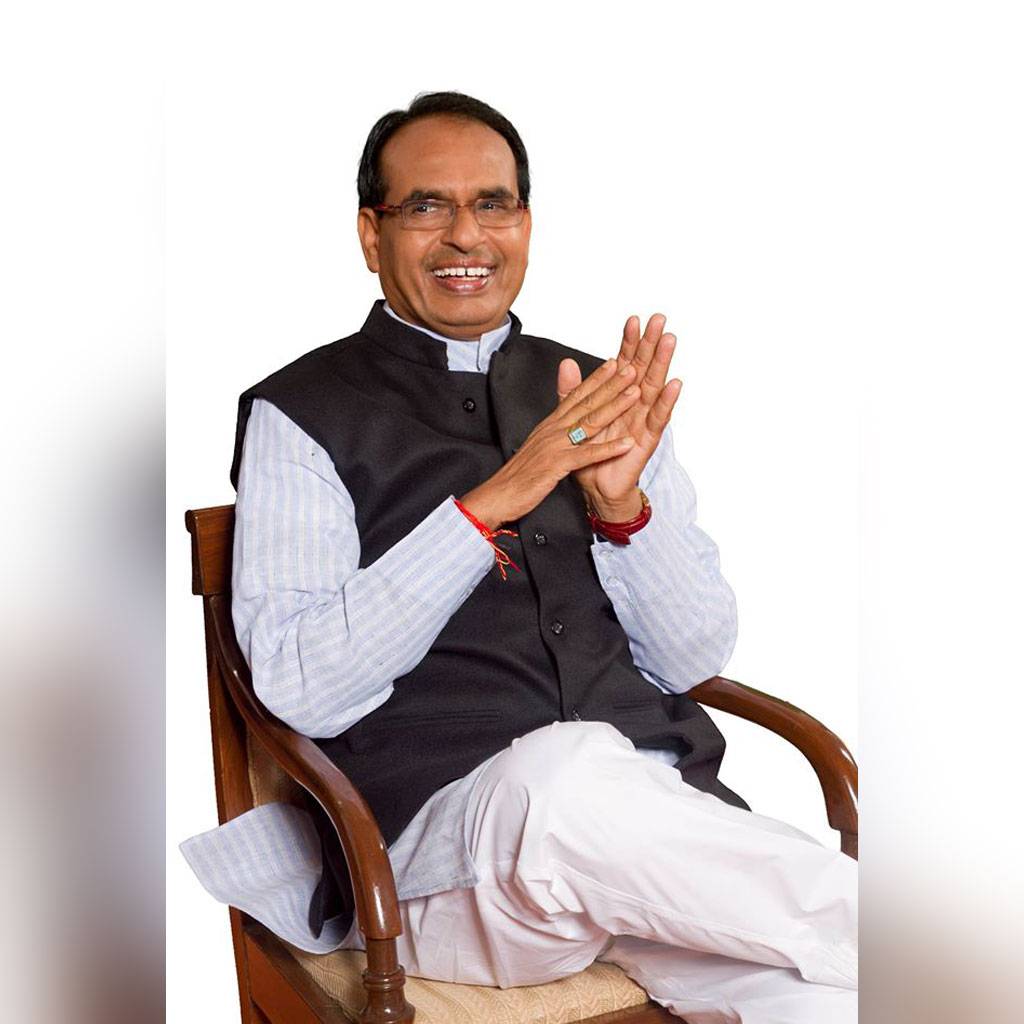 MA गोल्ड मेडलिस्ट हैं शिवराज, पेशा किसानी, 10 करोड़ से ज्यादा संपत्ति