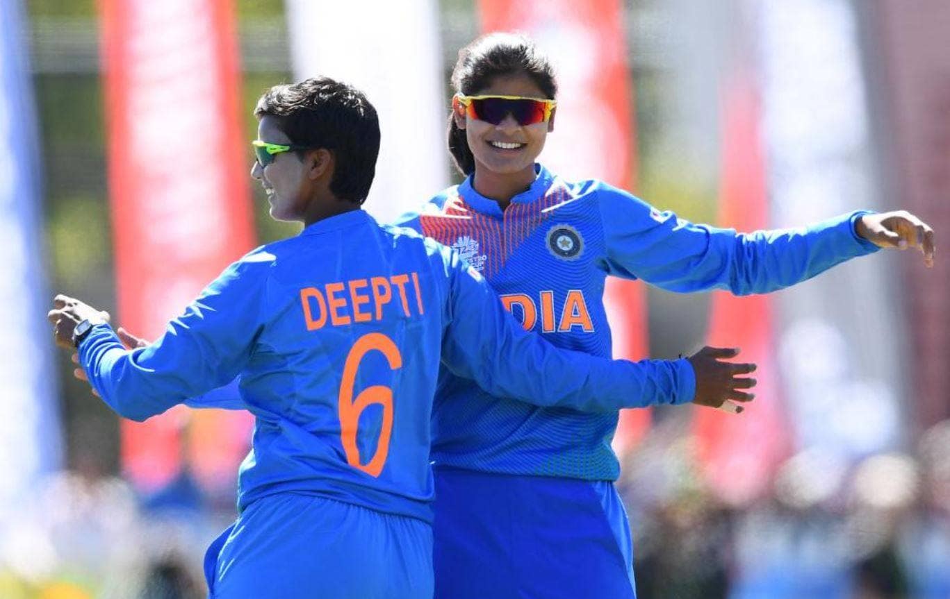 बारिश ने नहीं टूटने दिया भारत का दिल, वर्ल्ड चैम्पियन बनने से एक कदम दूर