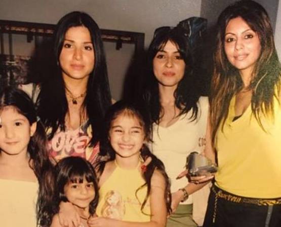 वायरल करीना के बचपन की तस्वीर, इन सितारों को पहचान भी नहीं सकेंगे आप