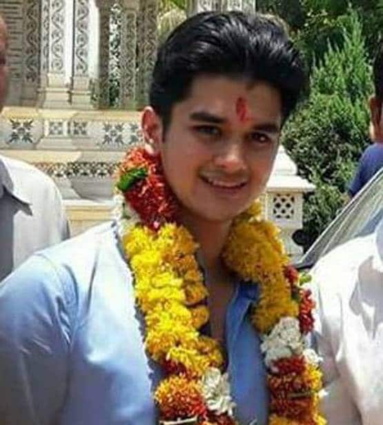 हॉर्स राइडिंग की शौकीन हैं सिंधिया की बेटी, यहां करती हैं पढ़ाई