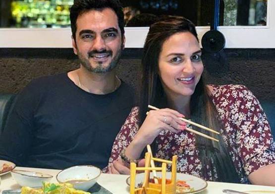 दो बेटियों की मां हैं ईशा देओल, कैसे काम और पैरेंटिंग को करती हैं बैलेंस?