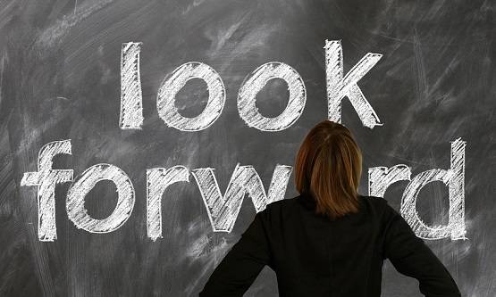 मार्च में जन्मे लोगों की आंख में धूल झोंकना मुश्किल, जानें 10 खासियत