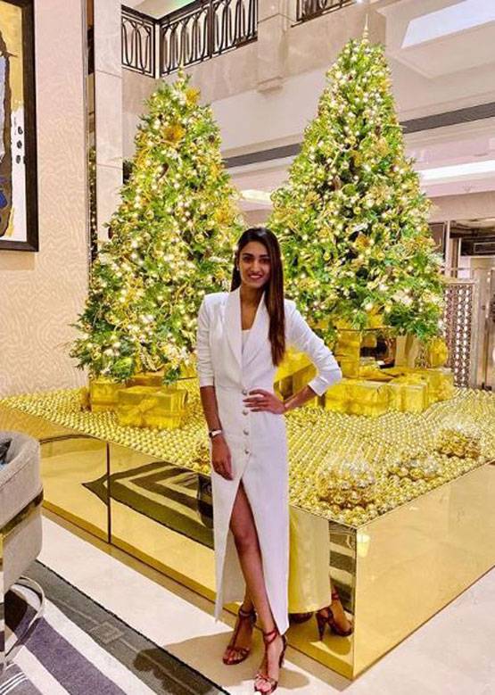 घर में रहकर कुकिंग कर रही हैं एरिका फर्नांडिस, बनाई स्वादिष्ट दाल