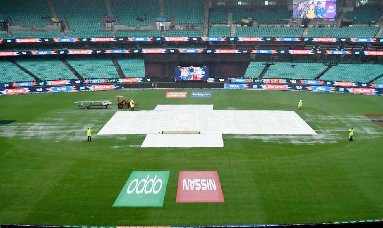 बारिश ने नहीं टूटने दिया भारत का दिल, वर्ल्ड चैम्पियन बनने से एक कदम दूर