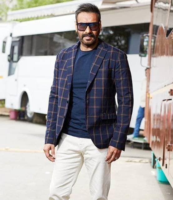 स्क्रिप्ट तैयार, एक्टर तैयार, फिर भी कभी रिलीज नहीं हो पाई ये फिल्में