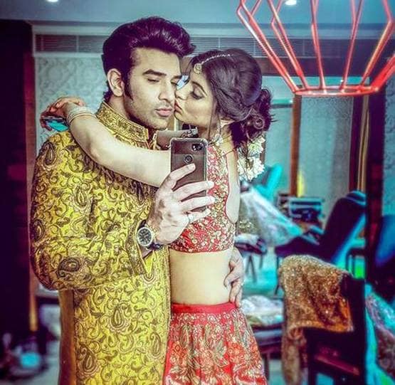 डिजाइनर्स के पैसे देने में आनाकानी कर रहे पारस, 3 महीने की पेमेंट बाकी