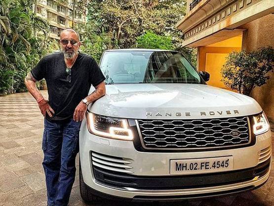 लग्जरी गाड़ियों के शौकीन हैं बॉलीवुड सितारे, करोड़ों में है कीमत