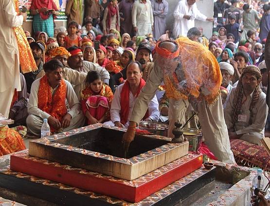 आज से शुरु होलाष्टक, होली तक भूलकर भी ना करें ये काम