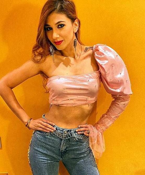 मयूर की बेरुखी से दुखी जसलीन फूट-फूट कर रोईं, क्या टूटेगी दोस्ती?