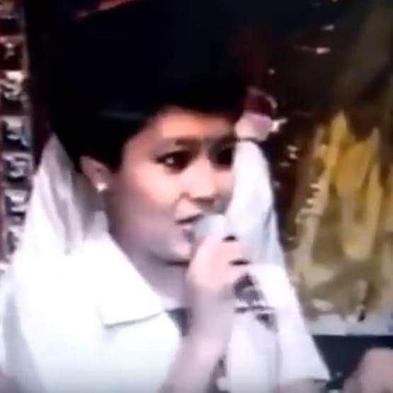 कौन है जगराते में गाती हुई ये बच्ची? बॉलीवुड पर छाई जिसके गानों की गर्मी