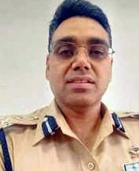 IAS और IPS बनने में गर्लफ्रेंड ने की थी मदद, खुलकर दिया क्रेडिट