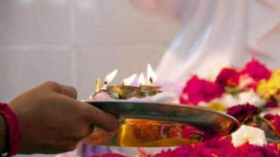 होलिका दहन कल: यहां जानें पूजा करने की सही विधि
