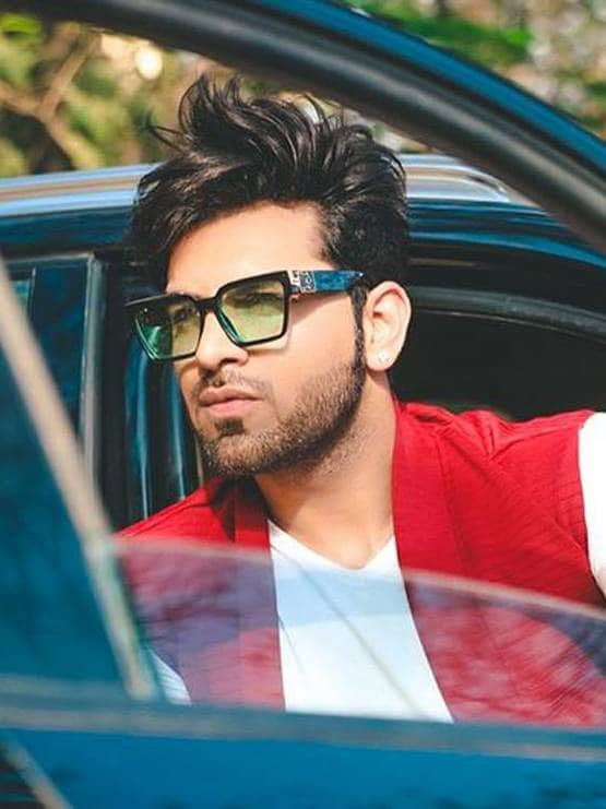 पारस ने अपनी स्टाइलिस्ट को दिया धोखा? एक्स गर्लफ्रेंड ने बताया सच