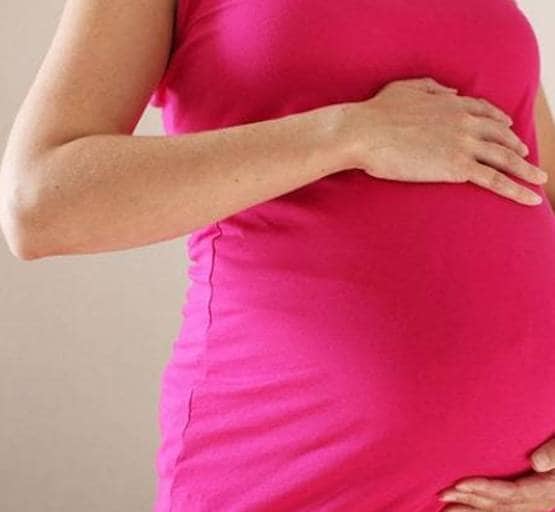 प्रेग्नेंट महिला से बच्चे को होगा कोरोना वायरस? डॉक्टर ने बताया