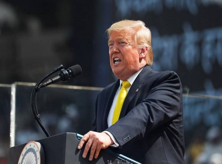 अमेरिका में तूफान, धरती पर आ गिरा विमान, 25 लोगों की मौत