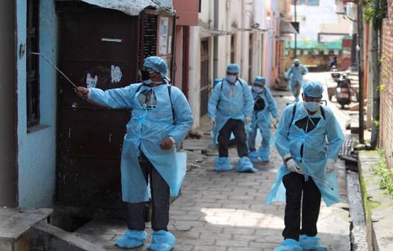 जुकाम, खांसी का मतलब कोरोना वायरस? जानिए AIIMS डायरेक्टर ने क्या कहा