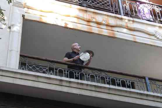 अमिताभ से अनिल तक, बॉलीवुड ने थाली बजाकर किया कोरोना कमांडोज को सलाम